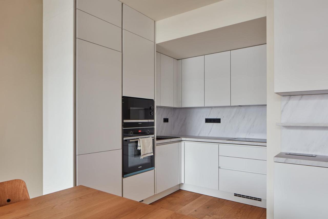 Prague Days - Designer Apts - Garage - Terrace - Easy City Access Buitenkant foto