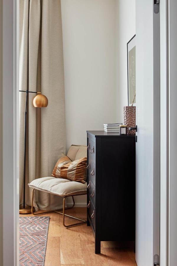 Prague Days - Designer Apts - Garage - Terrace - Easy City Access Buitenkant foto